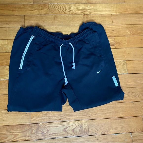 ❌❌❌ SOLD ❌❌❌ Nike sweatpants - Picture 3 of 7